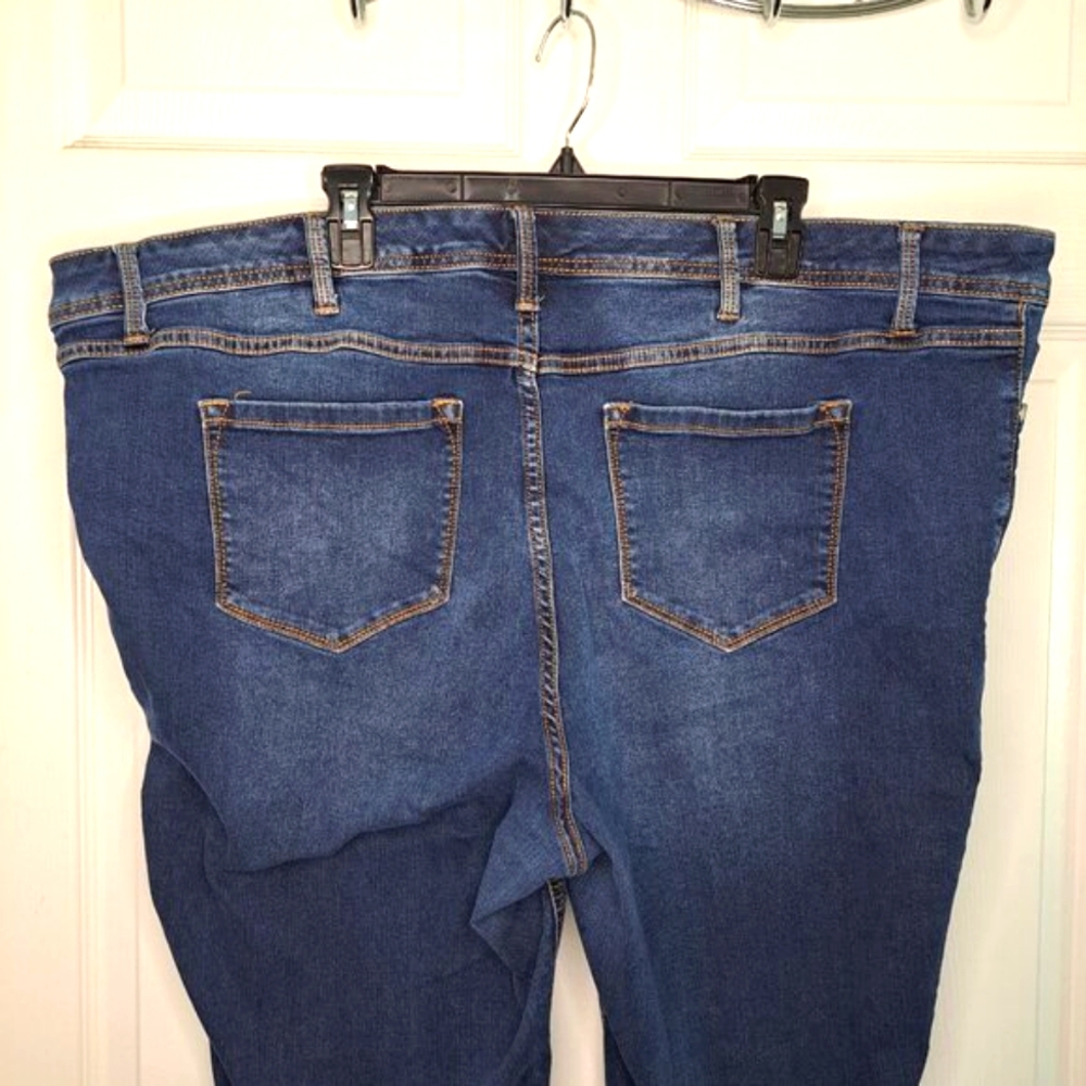 Torrid Luxe Slim Boot Dark Wash Jeans Plus Size 26 - Picture 5 of 10